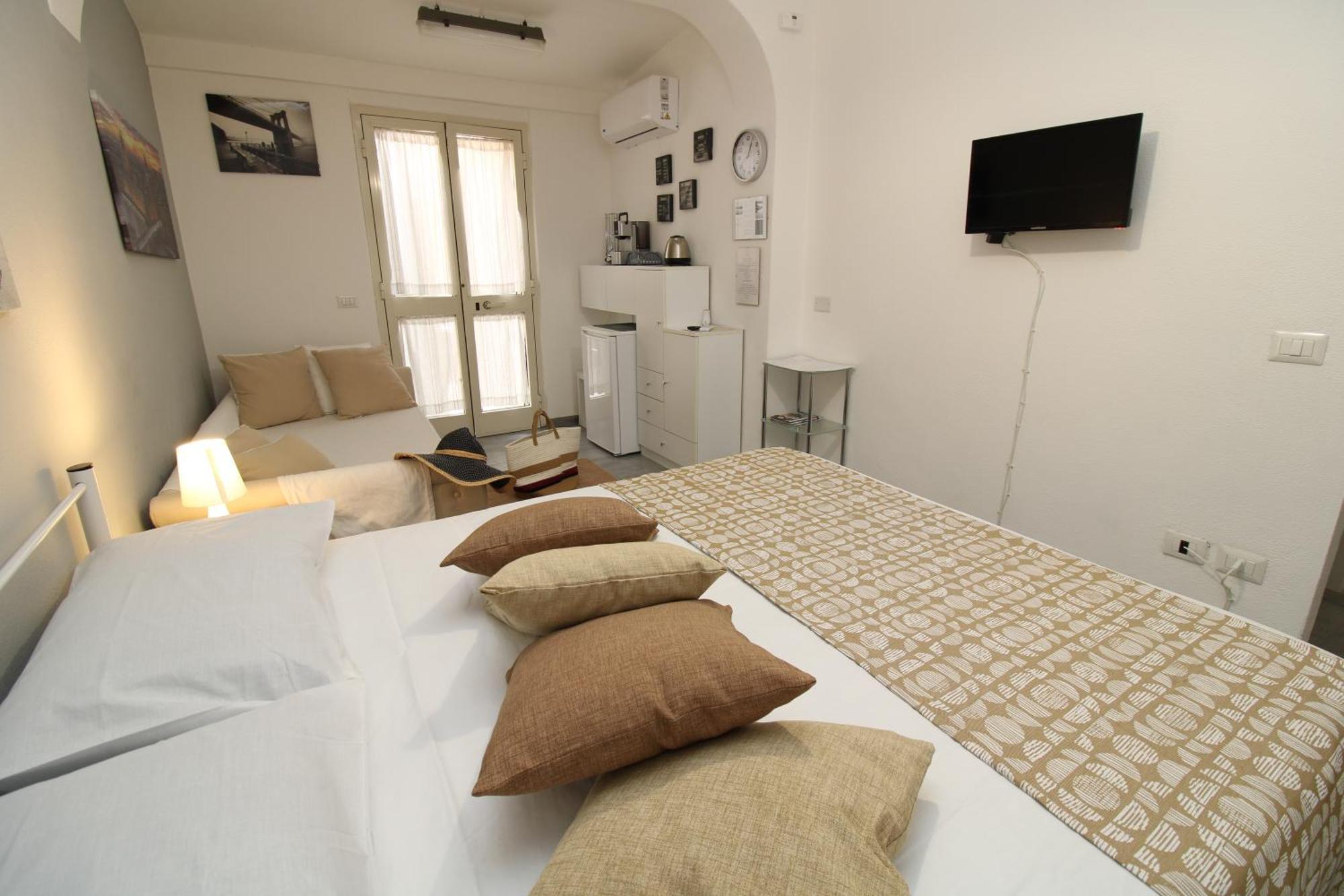 Summer Room- Fronte Spiaggia La Caletta Eksteriør billede